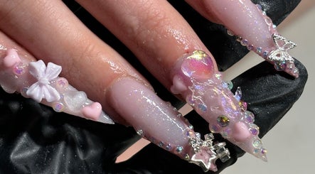 Minisacrylics image 3