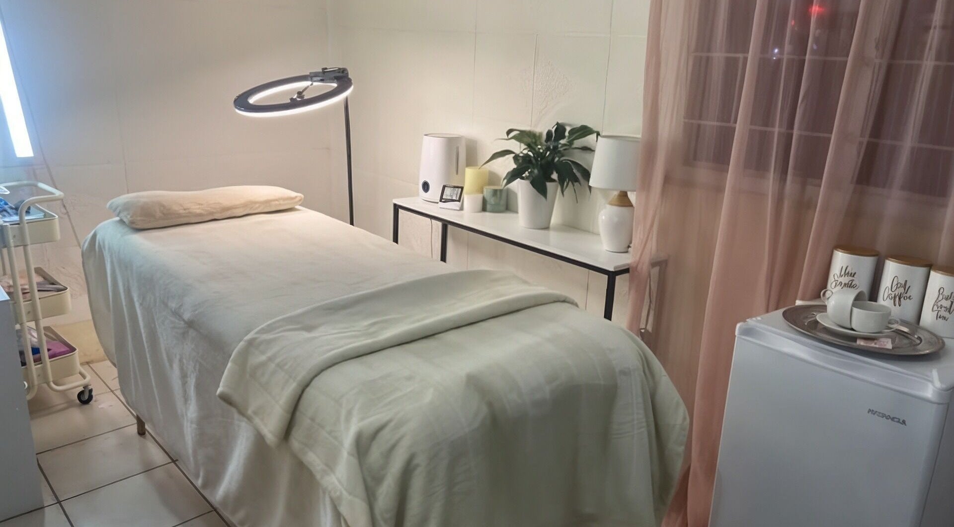 Calming treatment room at Beauty4ashies Brow and Nail Bar, Kempton Park, Gauteng, ZA with soft lighting and decor.