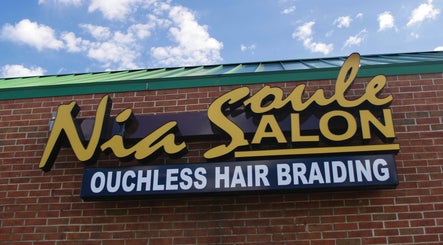 Nia Soule Salon Ouchless Hair Braiding Fayetteville – kuva 3