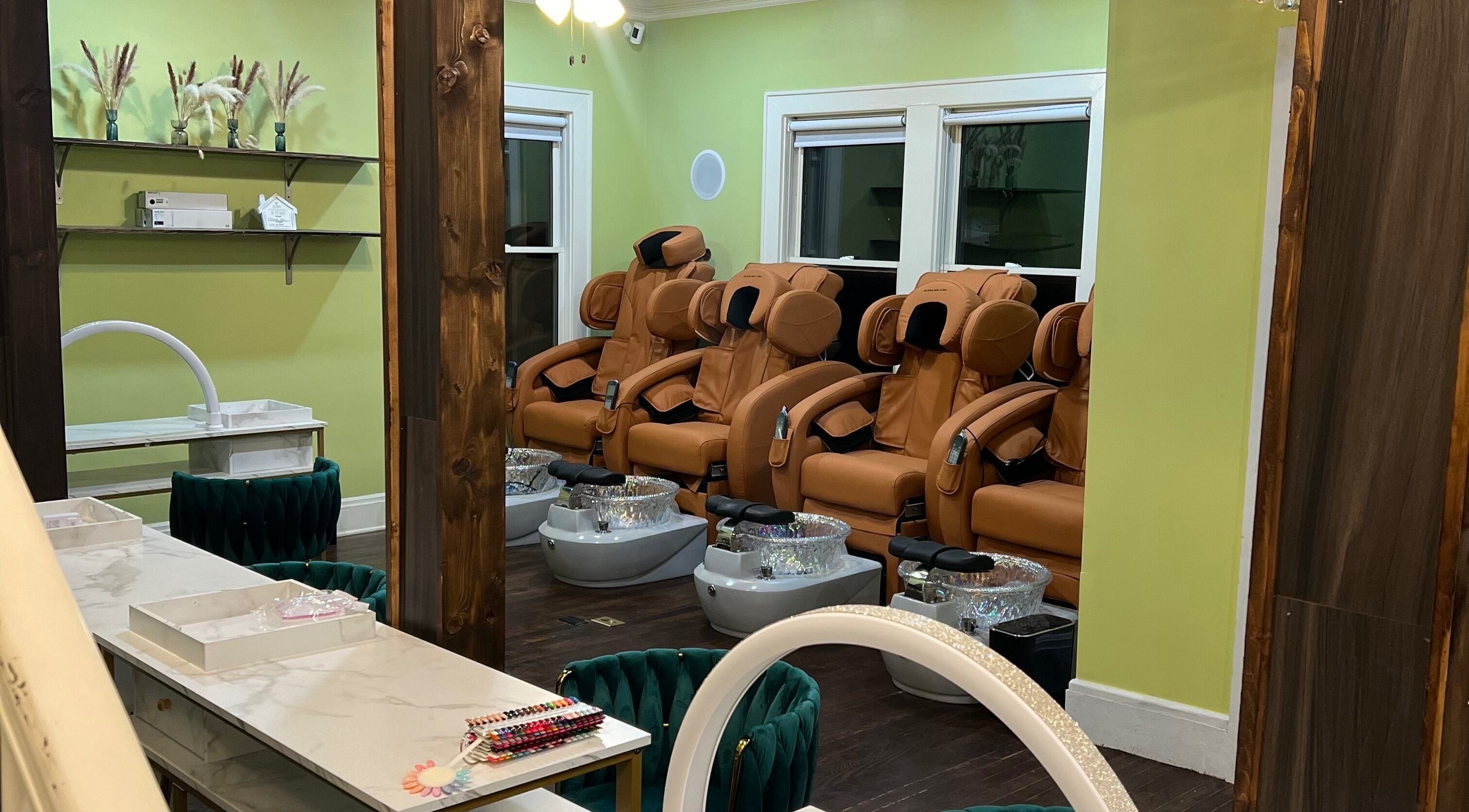Relaxing pedicure chairs lounge at Nia Soule Salon & Spa - Fayetteville, Fayetteville, Georgia, US.