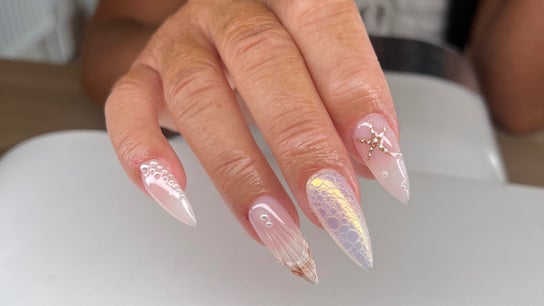 By Abs Beauty