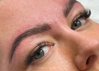 Perfectly manicured brows at KN The Brow and Laser Lab, Ossett, England, GB showcasing expert beauty treatment.
