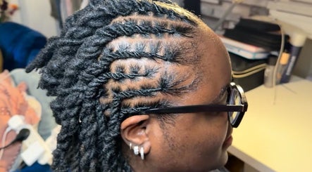 Loc’d Inn