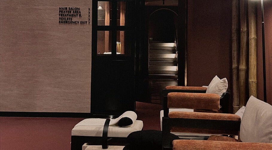 Relaxing lounge chairs at Clarity Spa | كلارتي سبا in Riyadh, Riyadh Province, SA, offering tranquility.