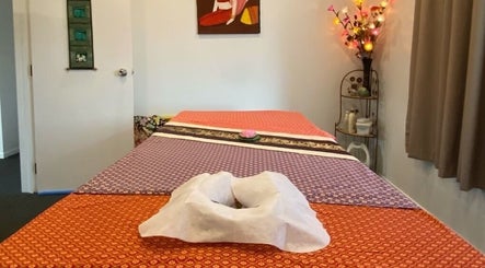 Siam Thai  Health Massage image 2