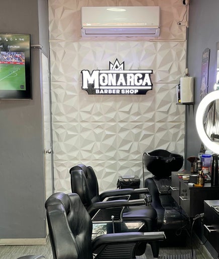 Immagine 2, Barbería MONARCA -Miraflores