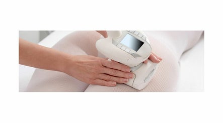 Body Contour Studio | by Ludic