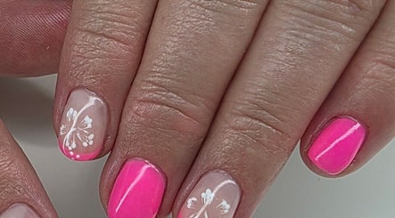 Nails with Lexis kép 3
