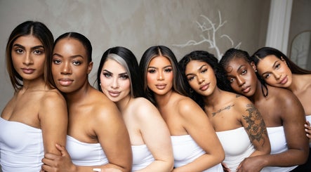 Diverse women in white attire at K1OVEBEAUTY X SKINFITZ, Mississauga, Ontario, CA offering Hydrafacial, Aerolase.