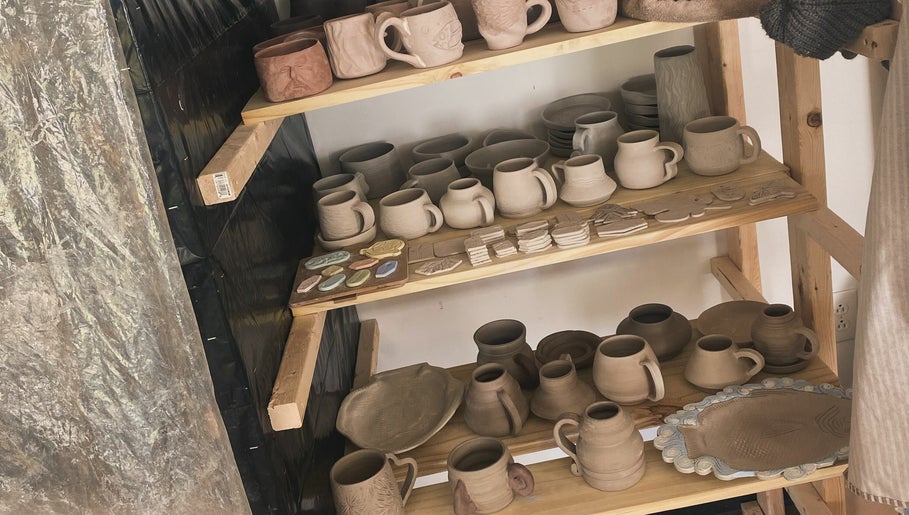 Modern Wolf Designs 2988 Scrabble Rd Martinsburg Fresha