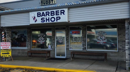 Mike's Traditional Barbershop, bilde 2