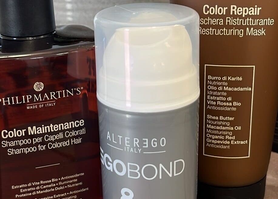 Premium Haarpflegeprodukte bei Kopfsache Meggen, Meggen, Kanton Luzern, CH für gepflegtes Haar.