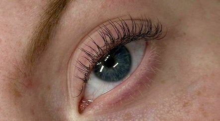 MintBreezeLashes at Cosmetic Artisans