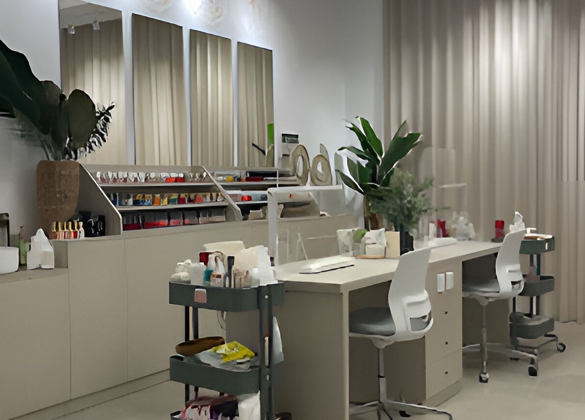 Modern interior of The Room Boutique Salon in Jeddah, Makkah Province, SA with elegant decor and beauty stations.