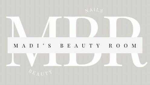 Maddie at The Beauty Room – kuva 1
