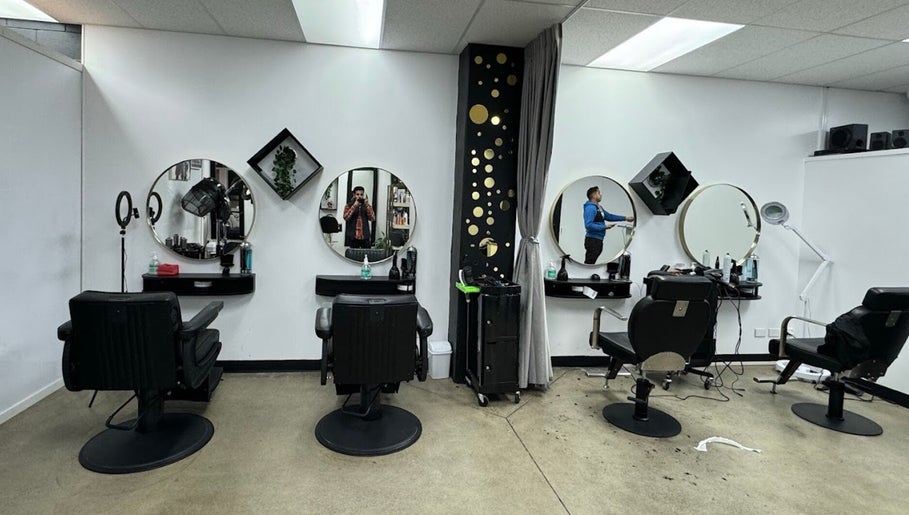 Exotic Salon (Unisex - Hair and Beauty) صورة 1