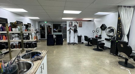 Exotic Salon (Unisex - Hair and Beauty)