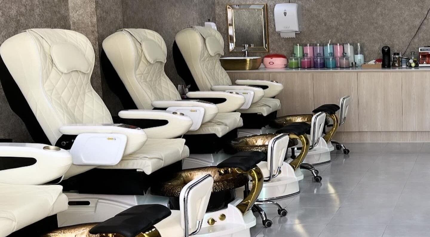 Sillas de lujo para spa en Bonne Vivante, Monterrey, Nuevo León, MX, para relajación y bienestar.