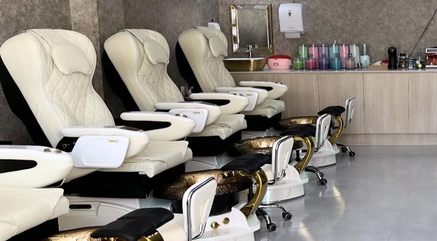 Sillas de lujo para spa en Bonne Vivante, Monterrey, Nuevo León, MX, para relajación y bienestar.