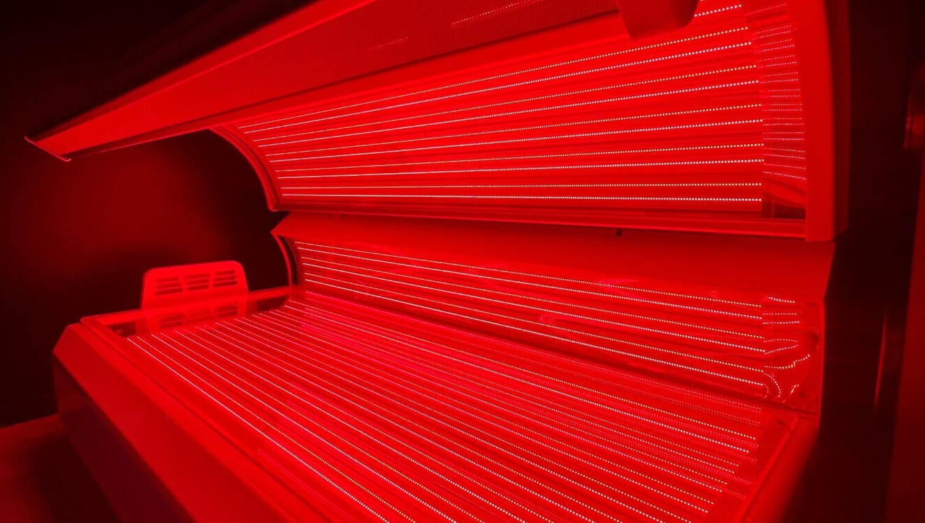Infrared therapy bed at Body D Tox, Melbourne, Victoria, AU, offering rejuvenating wellness treatments.