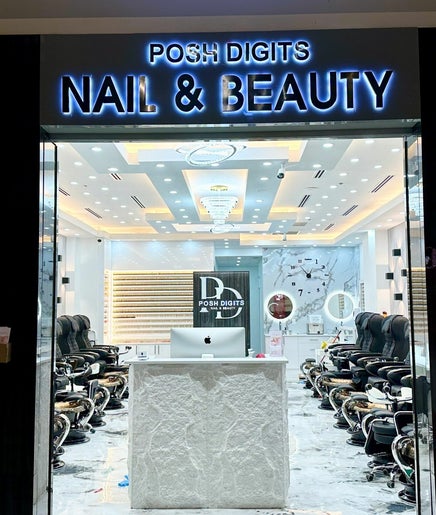 Posh Digits Nail and Beauty Bild 2