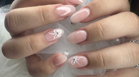 Annabee’s Nail Design image 3