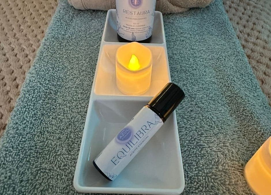 Relaxing spa setup at LUNA AZUL BY PILAR PRIETO, featuring calming oils and candles. Salento, Quindío, CO.