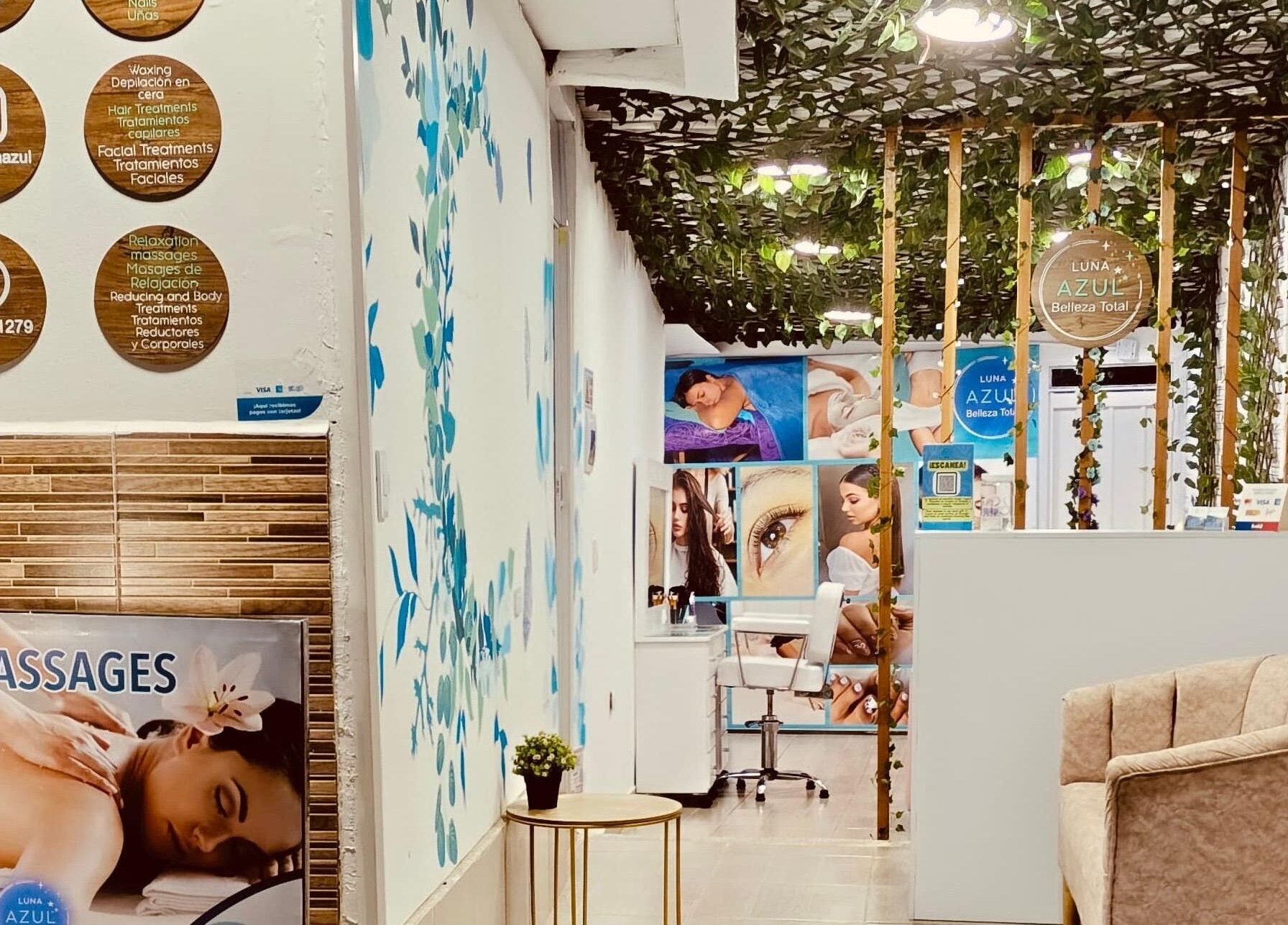Inviting interior of Luna Azul Belleza Total By Pilar Prieto in Salento, Quindío, CO showcasing massage services.