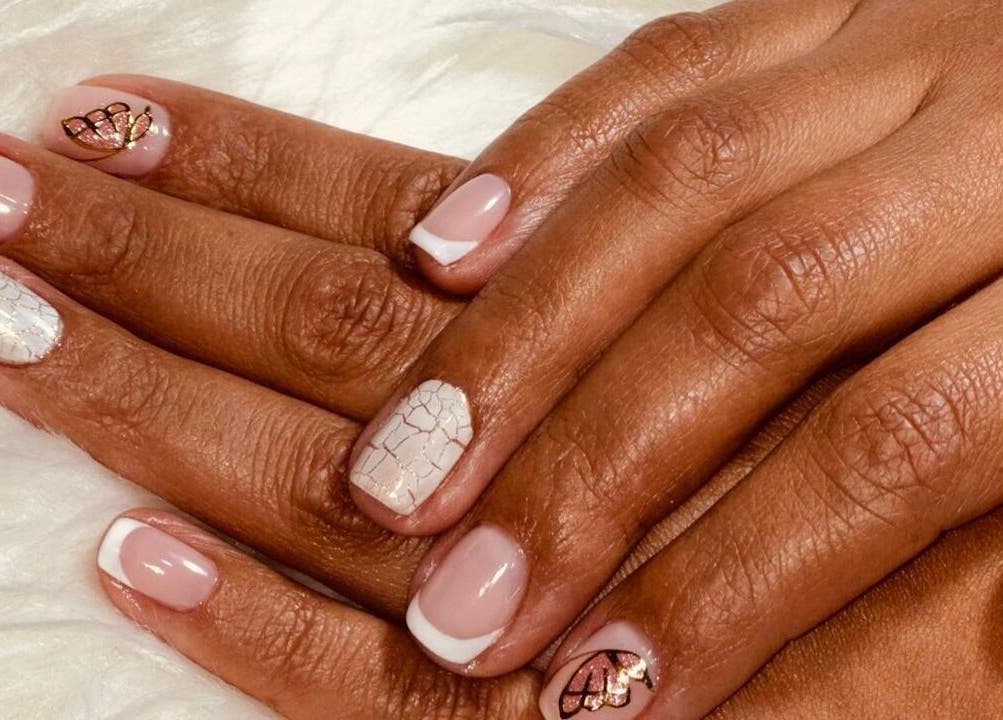 Elegant nail art at Luna Azul Belleza Total By Pilar Prieto in Salento, Quindío, CO featuring intricate details.