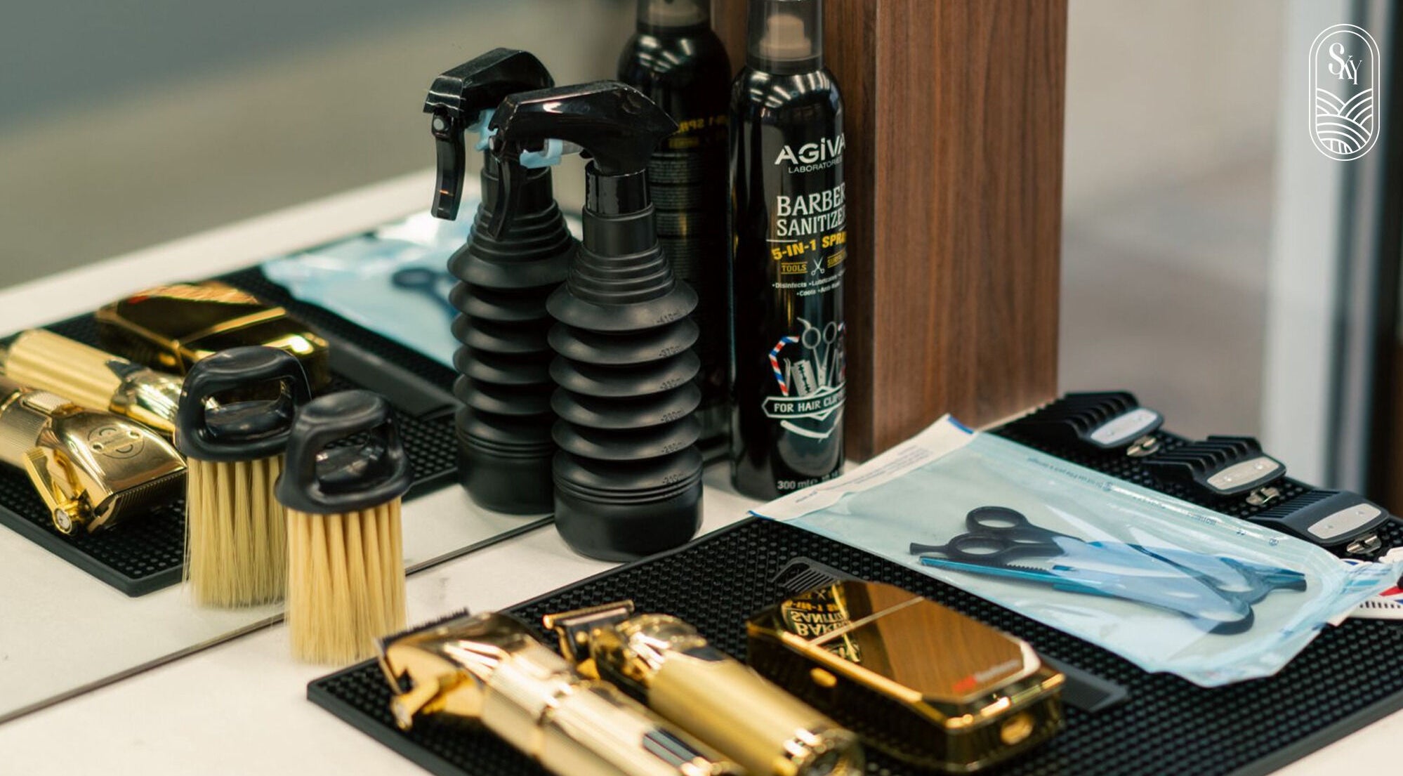 Sky Beauty Roof in Amman showcases premium barber tools for top-notch grooming services.