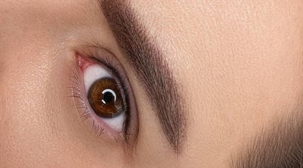 Close-up of expertly shaped eyebrow at Aroma Beauty Palace, Cashmere, Queensland, AU.