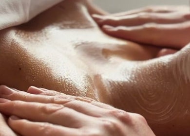 Relaxing massage at Adeline Peillet in East of Eden - Walthamstow E17, London, England, GB.
