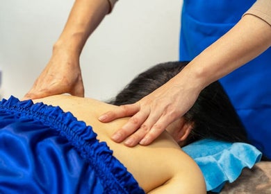 Relaxing back massage at Silky Headspa, San Jose, California, US, offering serene wellness experiences.