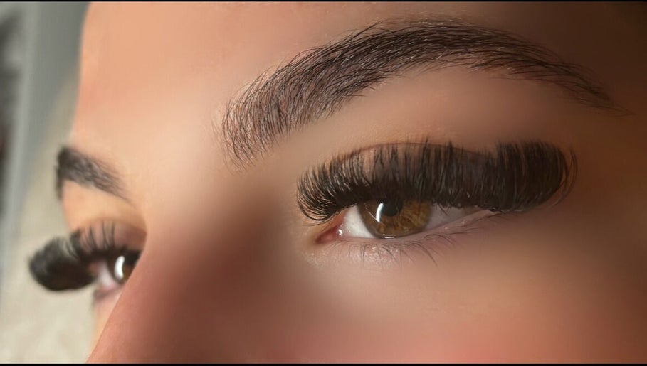 Blynk Lashes and Brows image 1