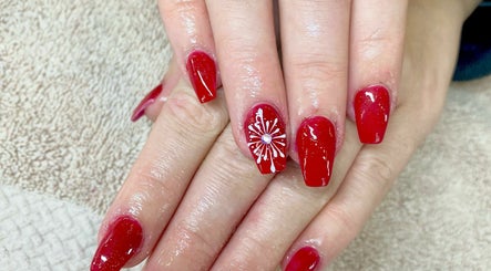 Rosy Nails Spa image 2