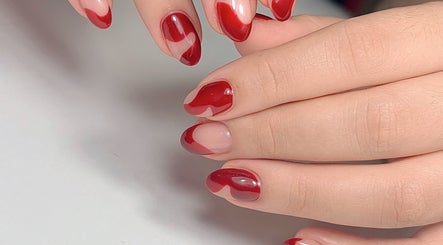 Bright Nails Via Argentina image 3