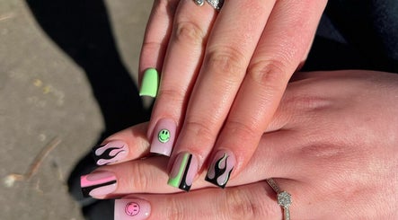 Hannah Soar Nails изображение 2