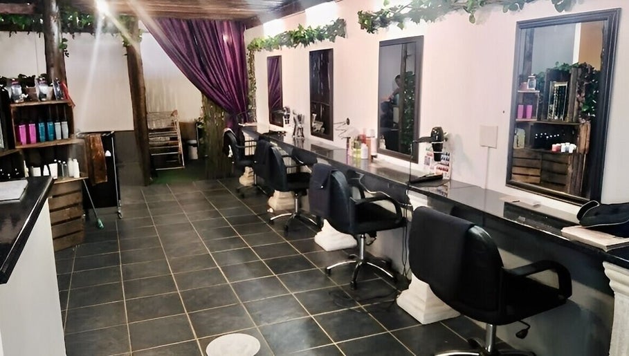 Chic hair stations at Mint & Co Hair & Nails in Pietermaritzburg, Gauteng, ZA, offering premium hair care.