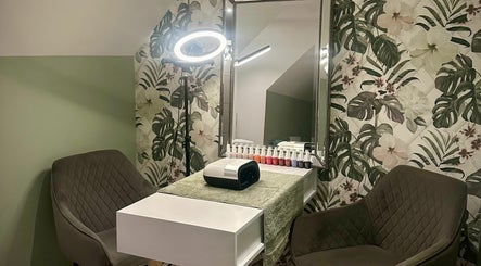 Abi’s Beauty Lounge