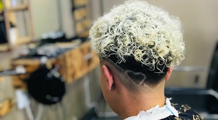 Champion Barber CC image 2