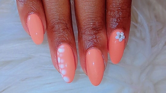 Jewels Nail Artistry