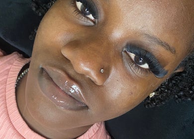 Close-up of luxury eyelash extensions at PrettyPlease Studio, Bridgetown, Saint Michael, BB highlighting beauty service.