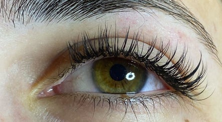 Shellbelle Lashes image 2