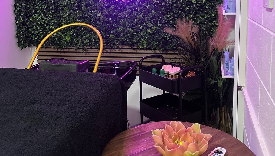 Relaxing treatment room at The Allure Body Contouring, Adelaide, South Australia, AU with peaceful decor.