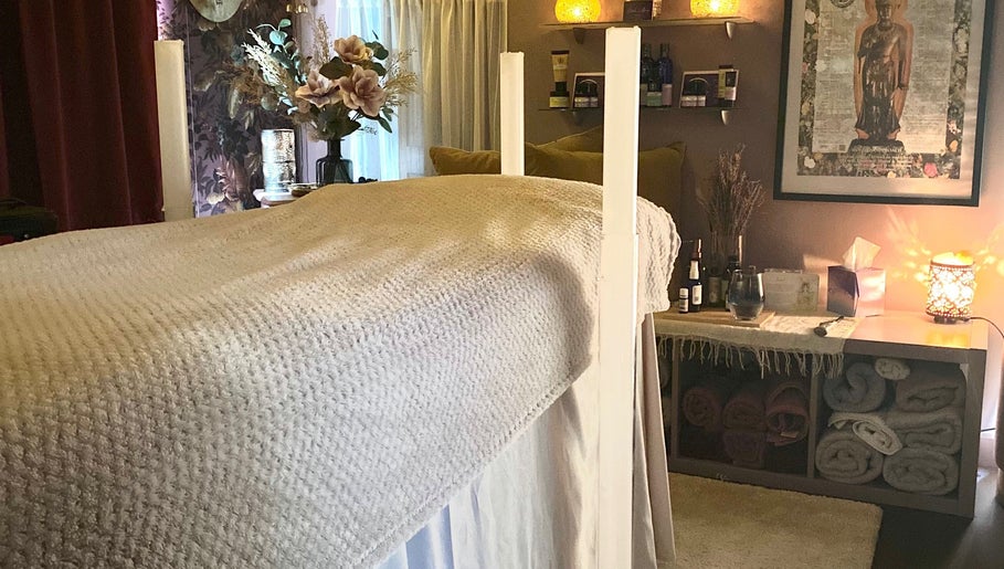 Marie Johnson Holistic Therapies image 1