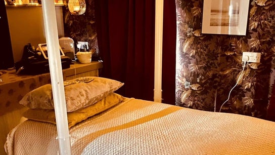 Marie Johnson Holistic Therapies