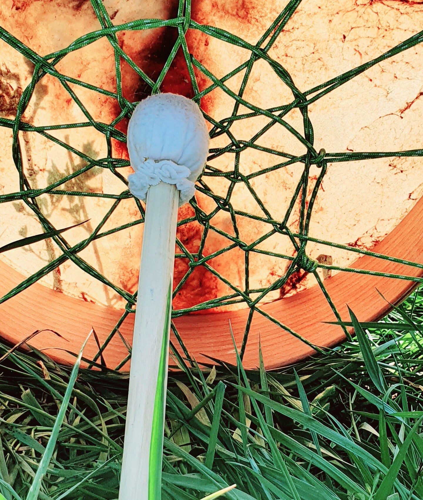Tambour artisanal sur l'herbe à Flot Re Sons D'ames, Bavilliers, Bourgogne-franche-comté, FR.