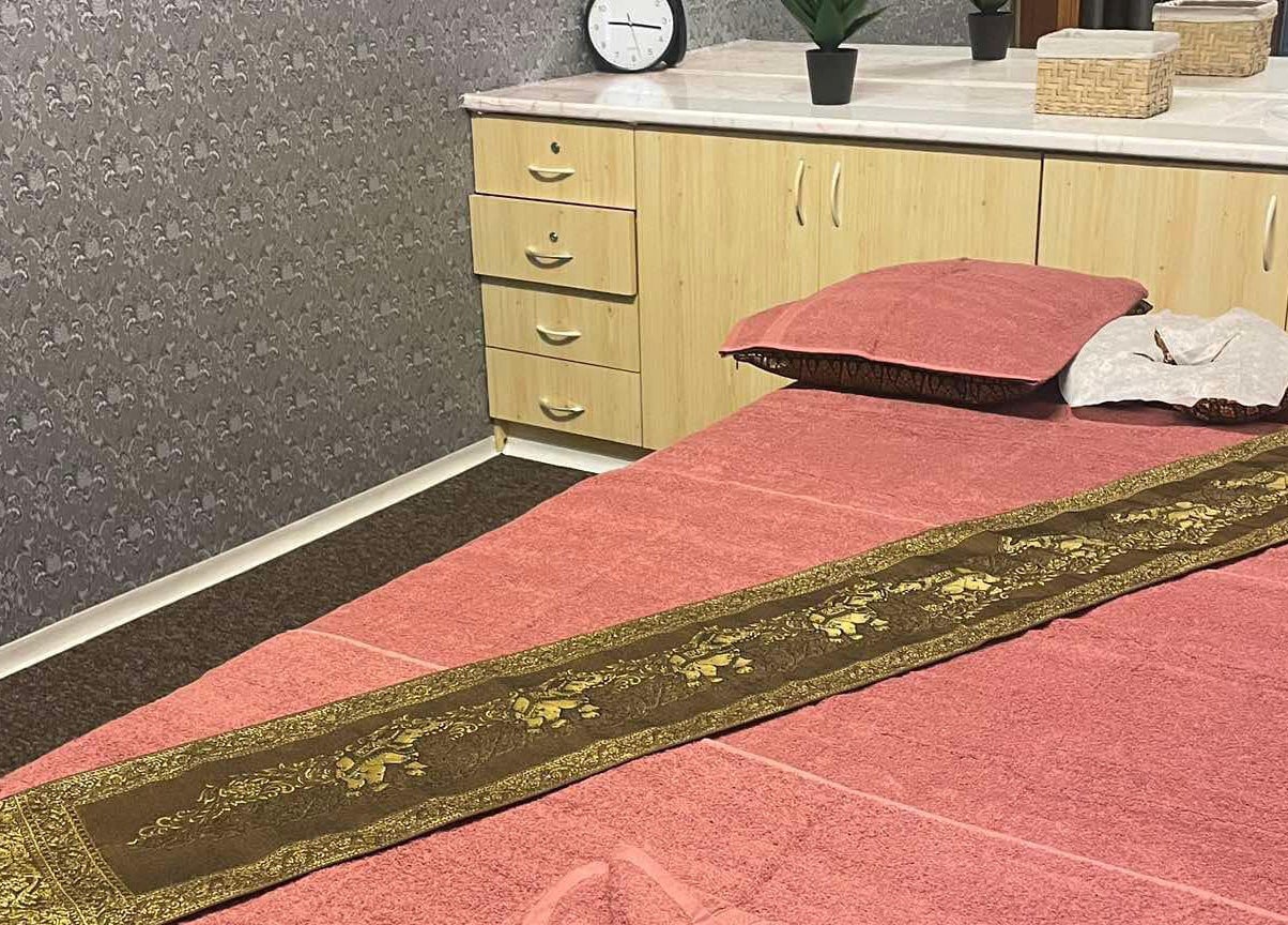 Terv utca 4. Menta Thai Massage belső tere Mosonmagyaróvár, HU. Nyugodt, hangulatos környezet egzotikus berendezéssel.