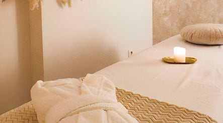 JORA Aesthetics | Clinic & Academy