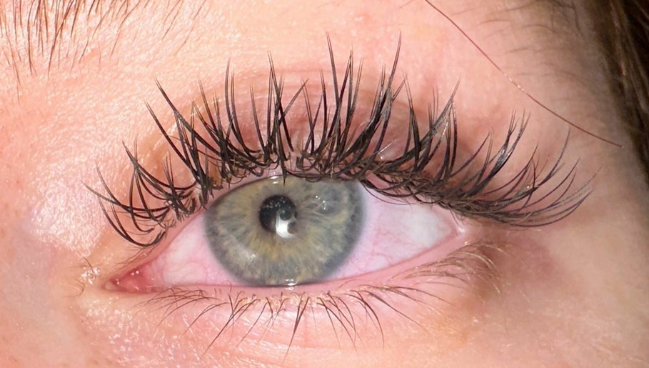 Imagen 1 de Lashes by Kirsty